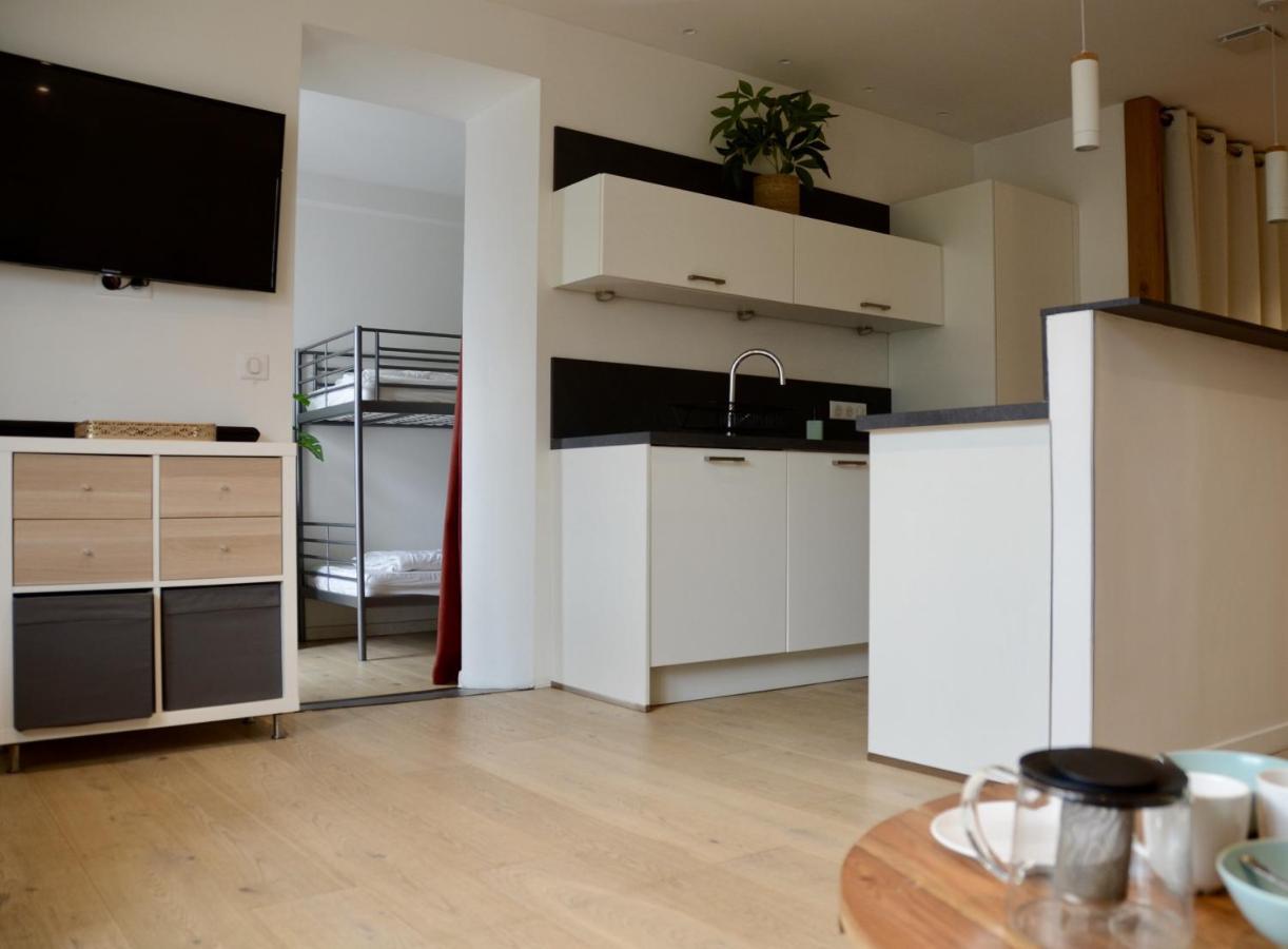 Beau Rivage Apartment Анси Екстериор снимка